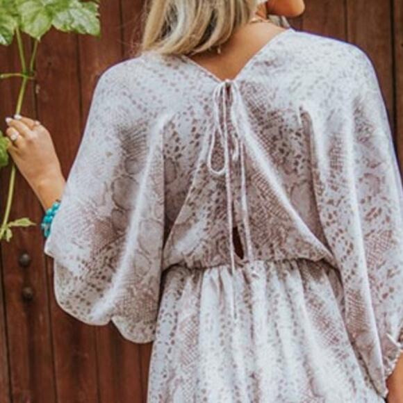 SNAKE PRINT DRESS Riviera Road' Size Large open back Easter - Picture 11 of 14